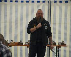 alb48_img2740.jpg