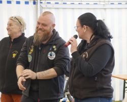 alb48_img2747.jpg