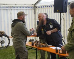 alb48_img2772.jpg